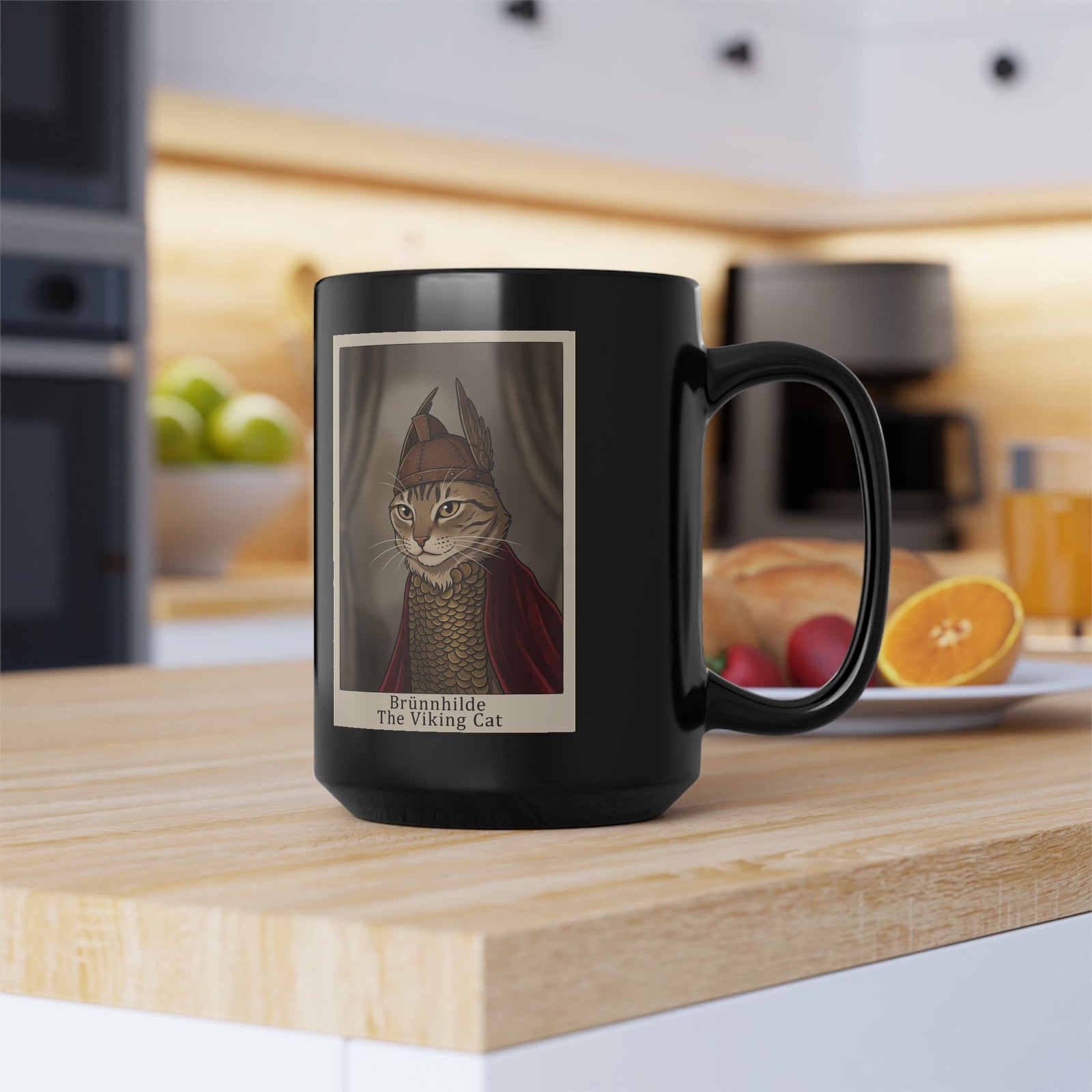 Brünnhilde The Viking Cat Black Mug