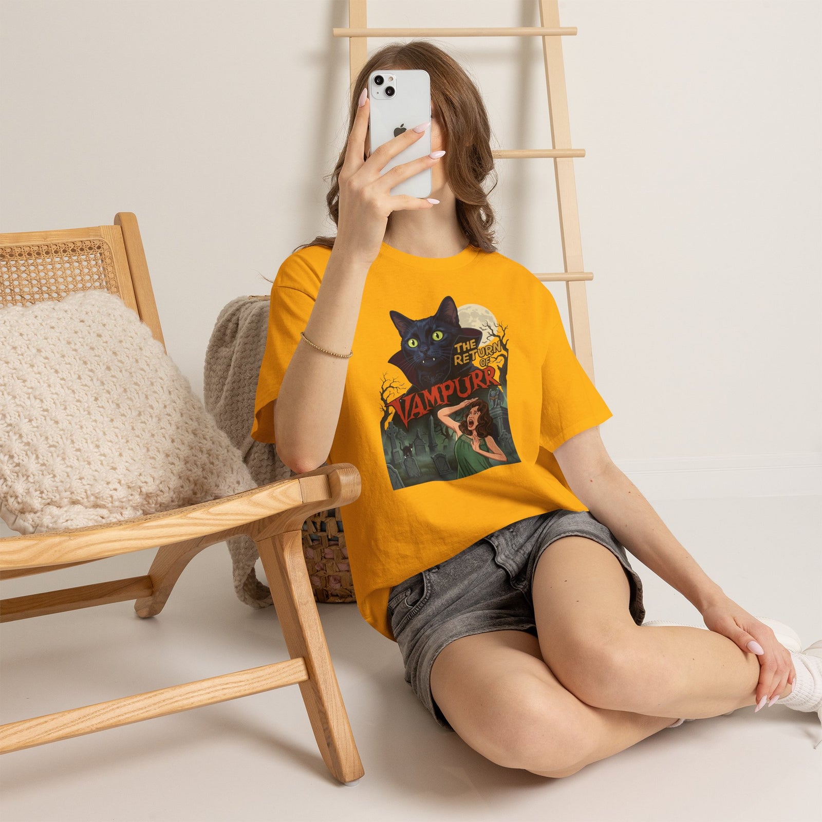 Vampurrr Cats 'The Return of Vampurrr' T-Shirt