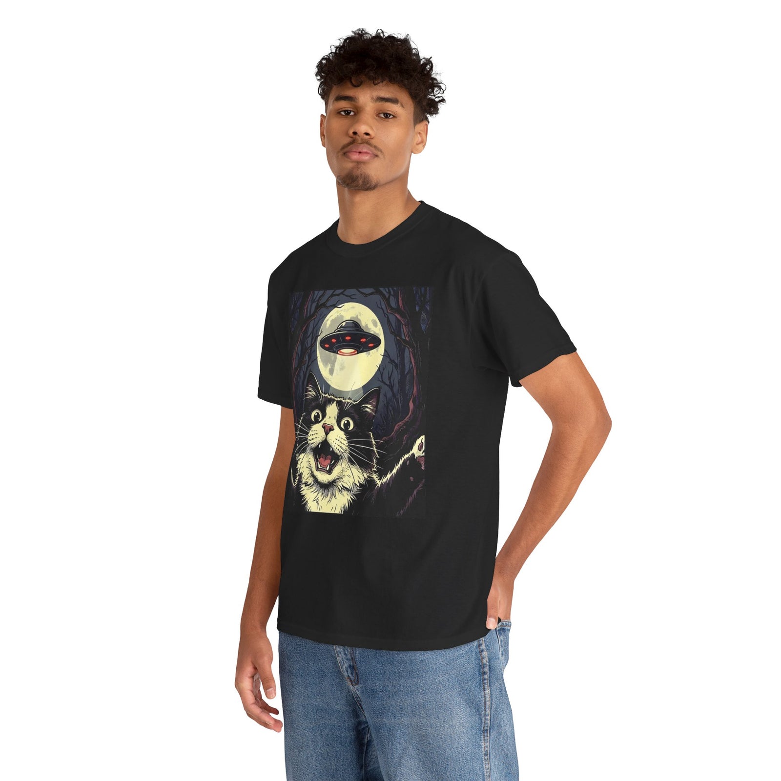 Cat Selfie With UFO T-Shirt