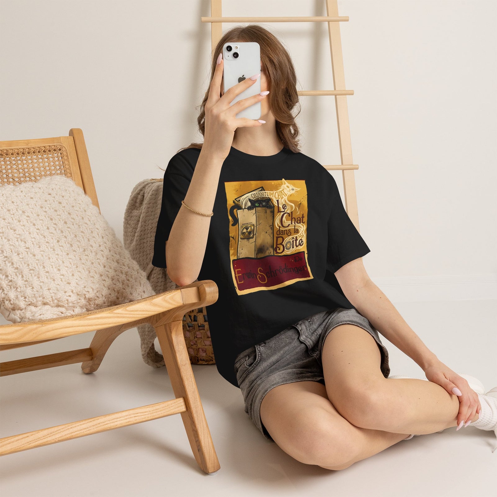 Le Chat dans la Boite Cat T-Shirt — Cute French Cat Graphic Tee