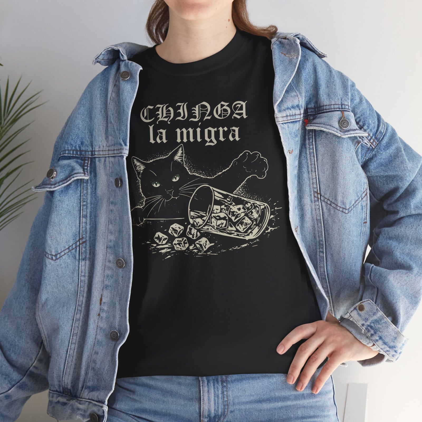 Chinga la migra Cat T-Shirt