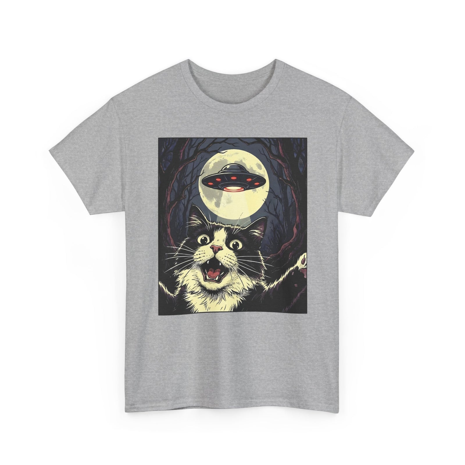 Cat Selfie With UFO T-Shirt