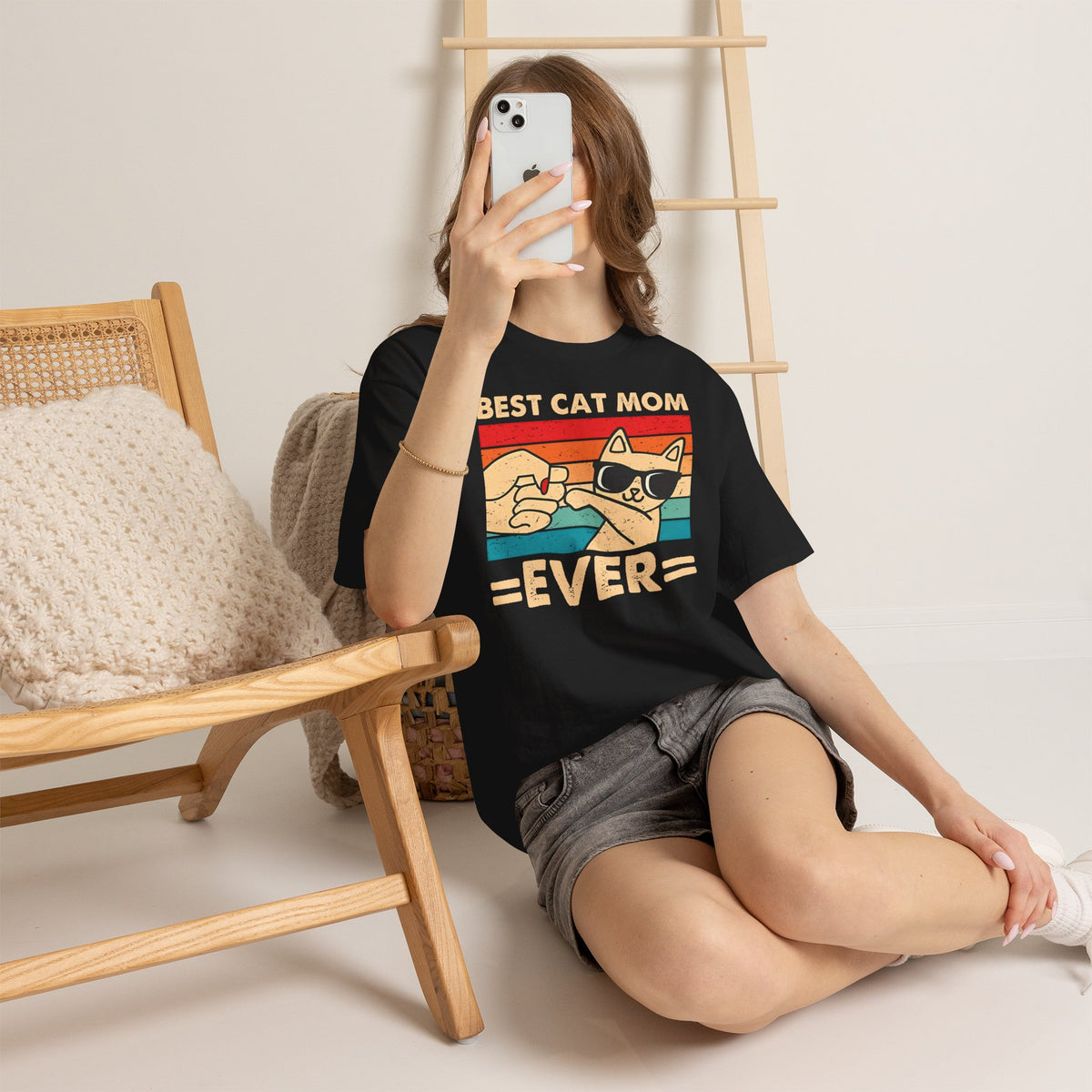 Best Cat Mom Ever T-Shirt — Cute Cat Mom Gift