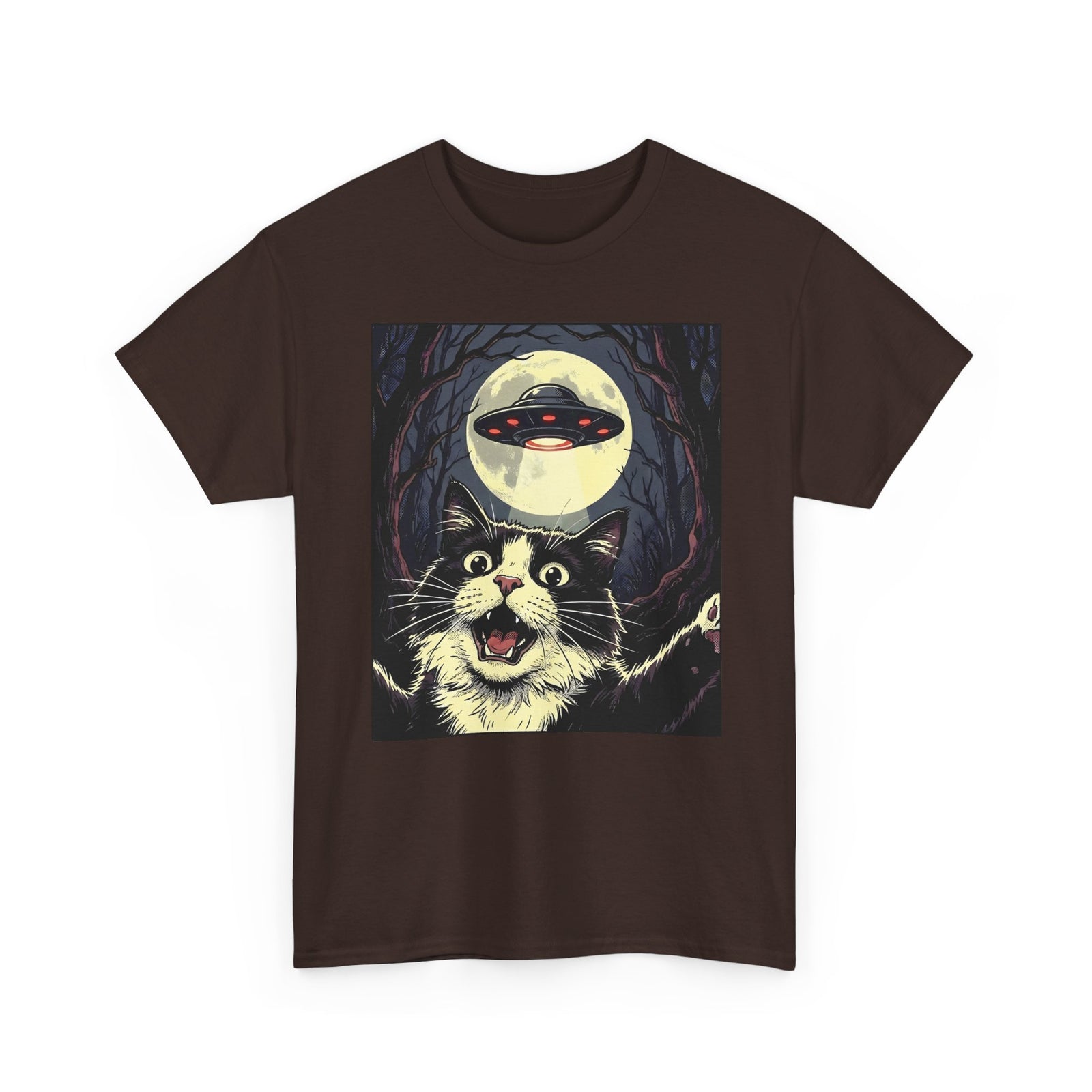 Cat Selfie With UFO T-Shirt