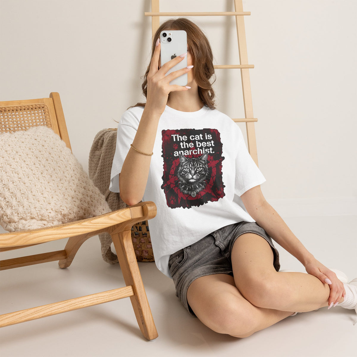 Anarchist Cat T-Shirt "The Cat Is the Best Anarchist"