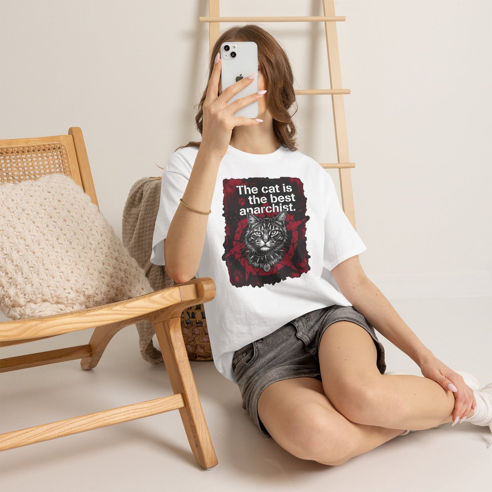 Anarchist Cat T-Shirt "The Cat Is the Best Anarchist"