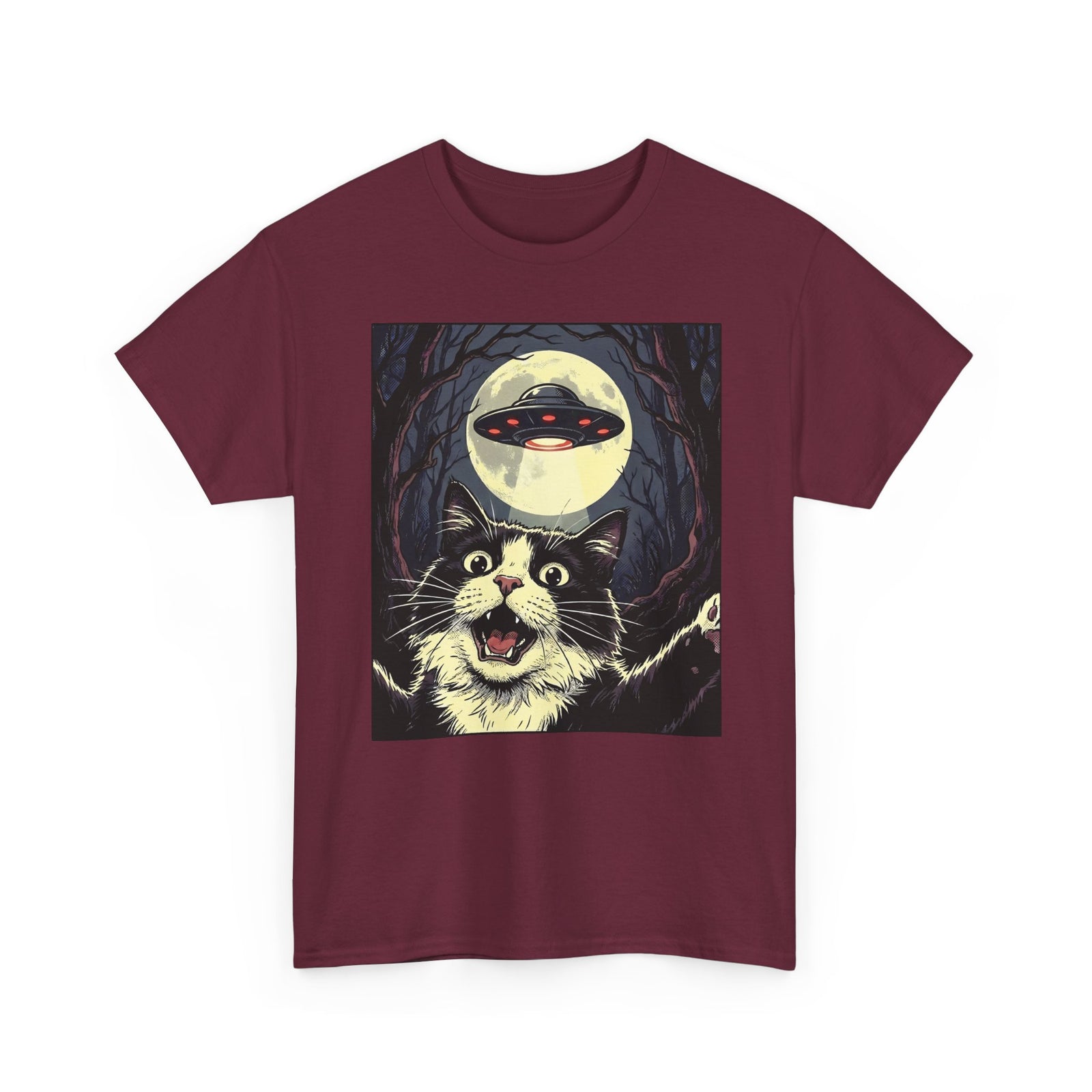 Cat Selfie With UFO T-Shirt
