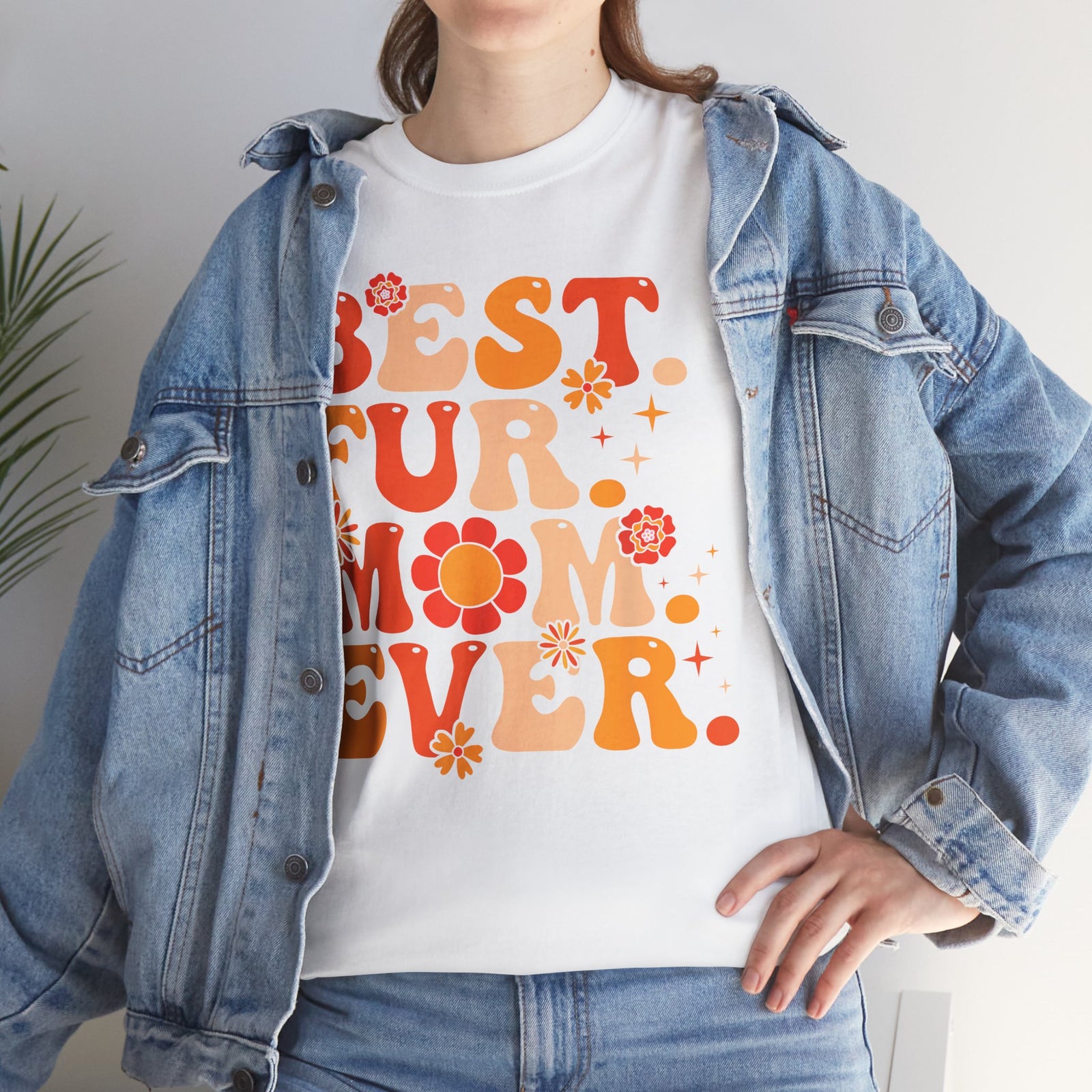Best Fur Mom Ever T-Shirt — Pet Mom Tee for Dog & Cat Lovers