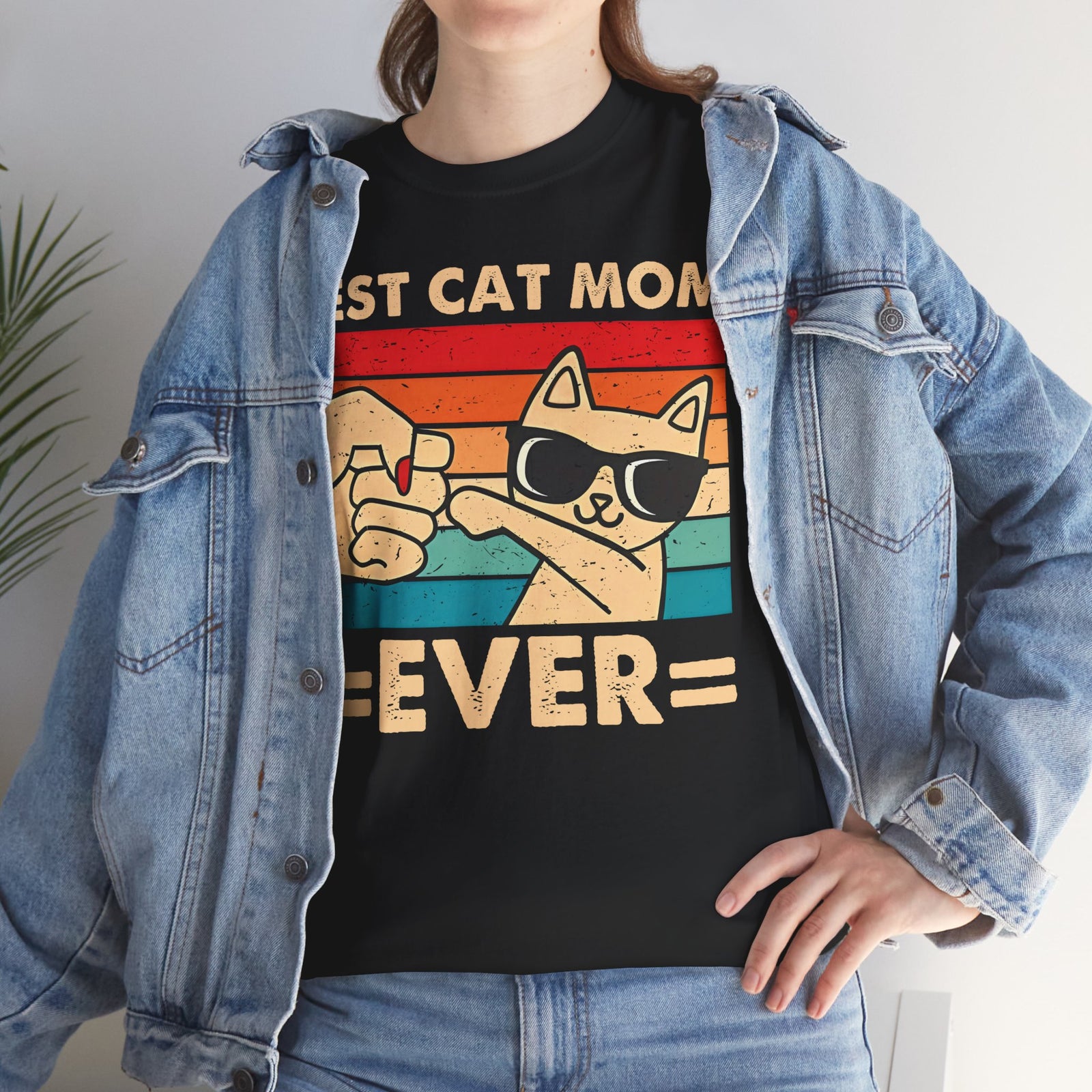 Best Cat Mom Ever T-Shirt — Cute Cat Mom Gift