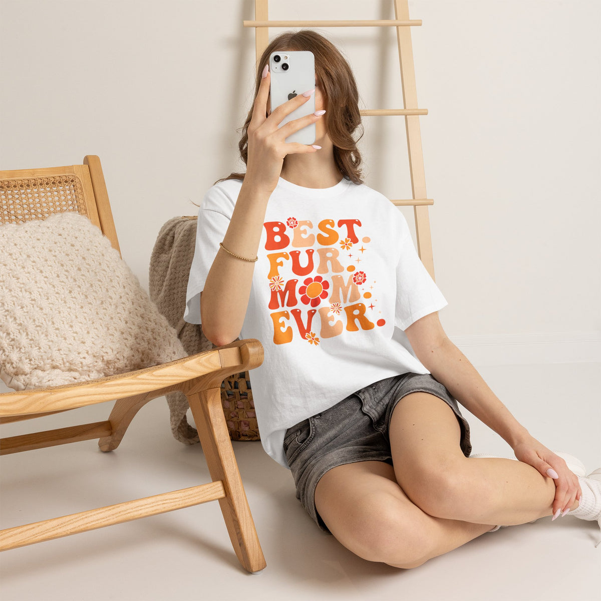 Best Fur Mom Ever T-Shirt — Pet Mom Tee for Dog & Cat Lovers