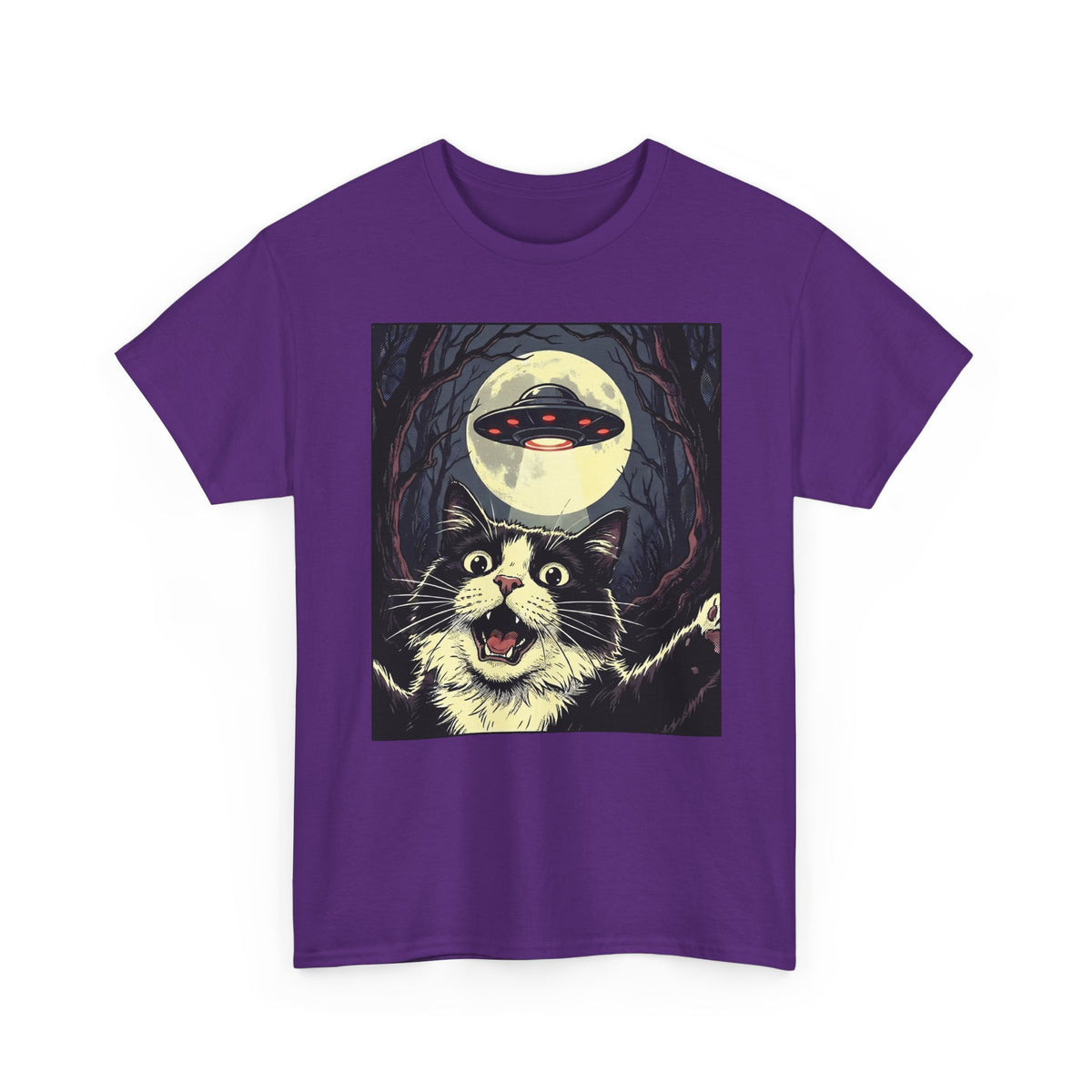 Cat Selfie With UFO T-Shirt