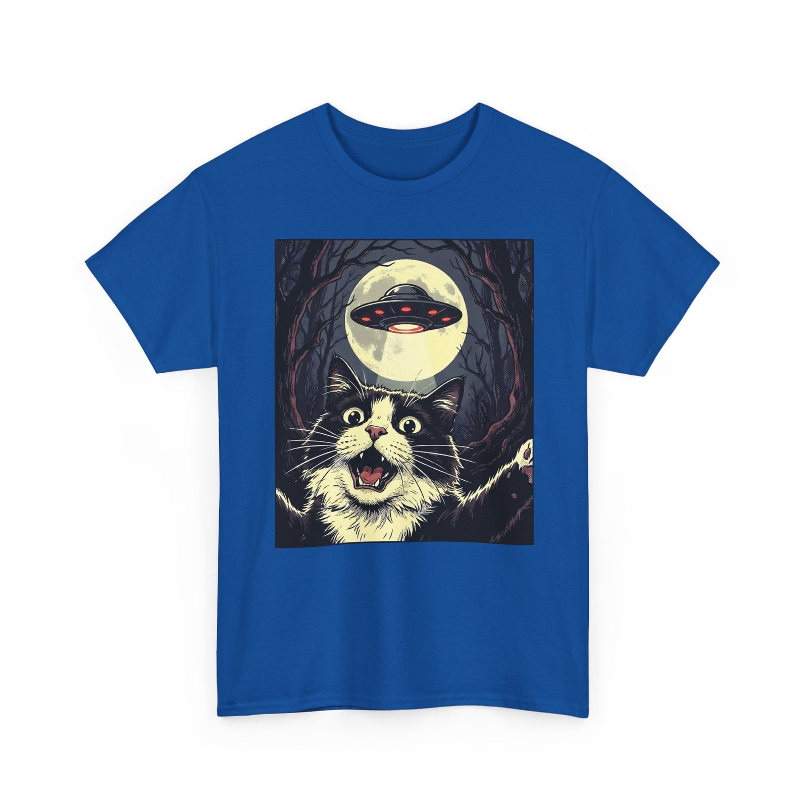 Cat Selfie With UFO T-Shirt
