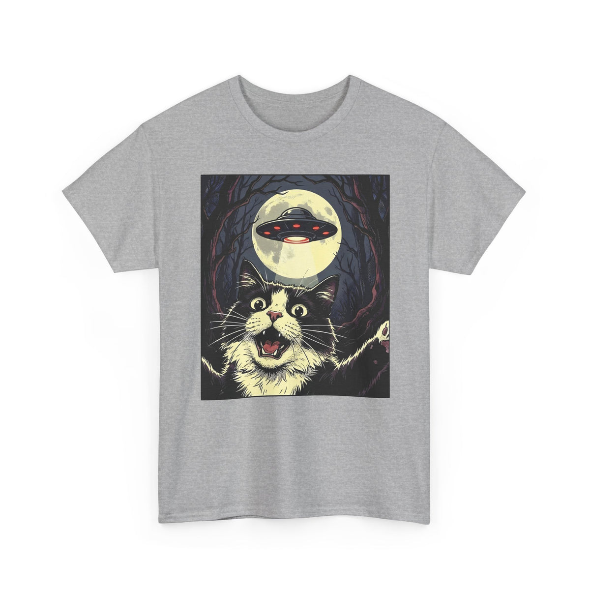 Cat Selfie With UFO T-Shirt